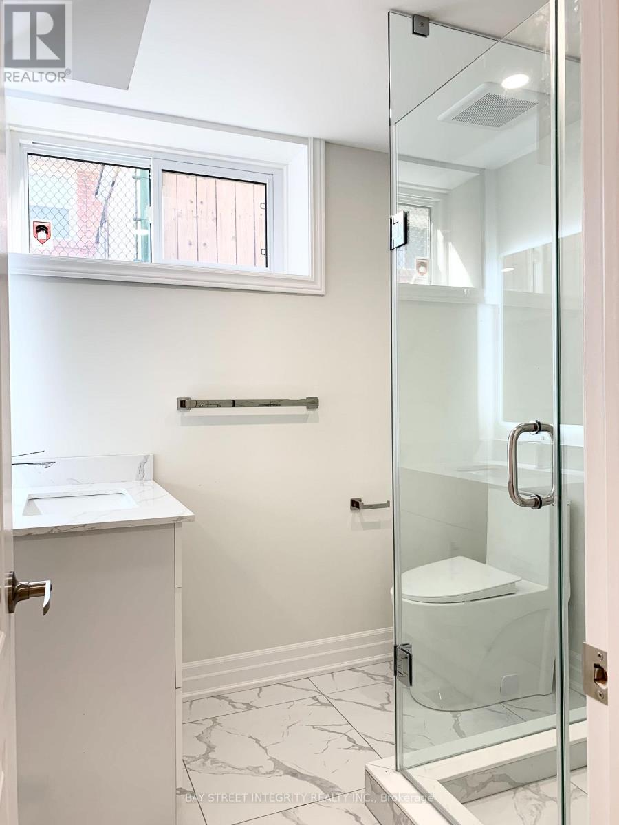 77 Wareside Road, Toronto, Ontario  M9C 3B5 - Photo 12 - W12380896