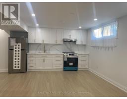77 WARESIDE ROAD, Toronto, Ontario