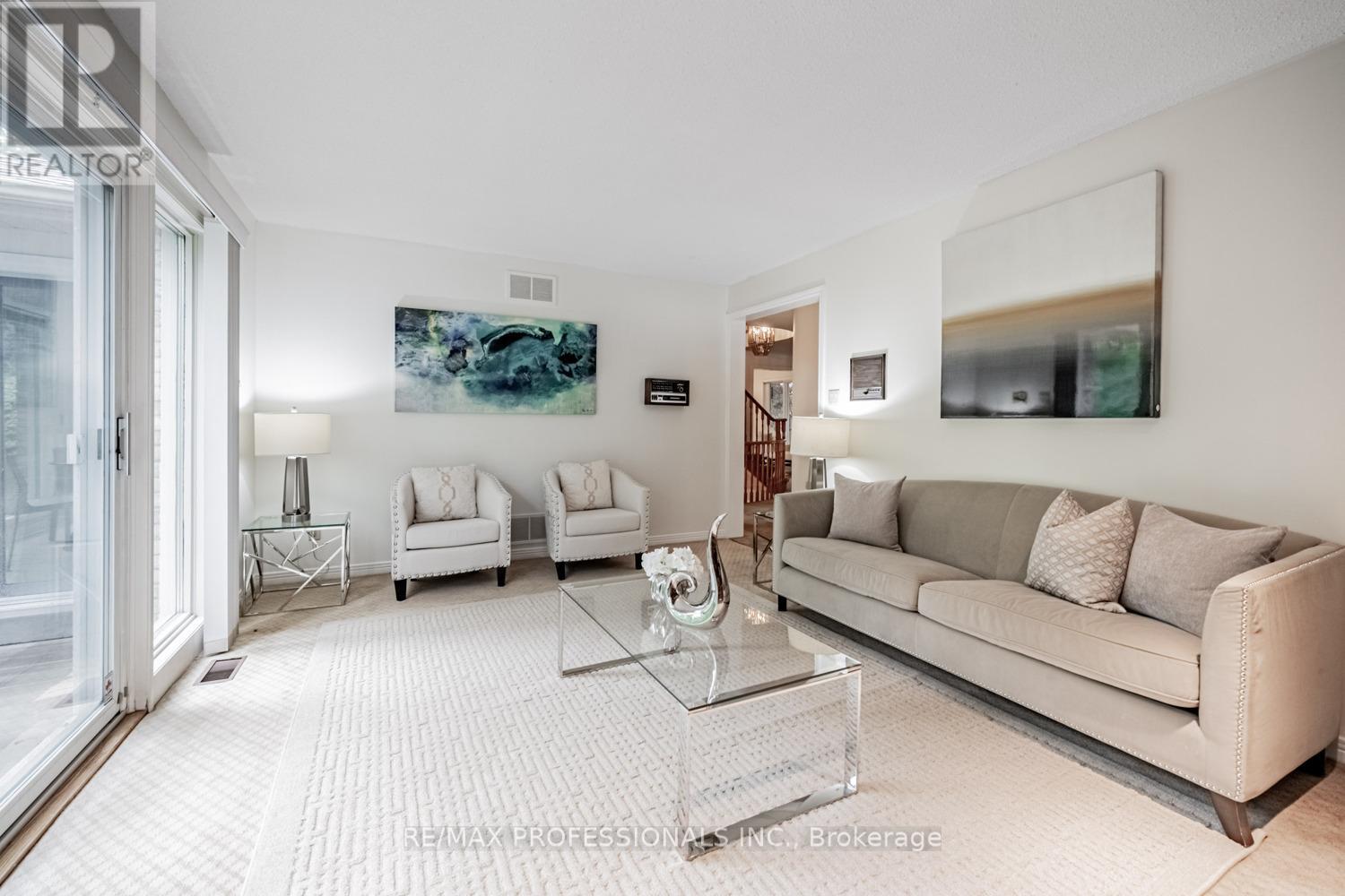 2260 Cedarberry Court, Oakville (Fd Ford), Ontario  L6J 6E5 - Photo 17 - W12380927