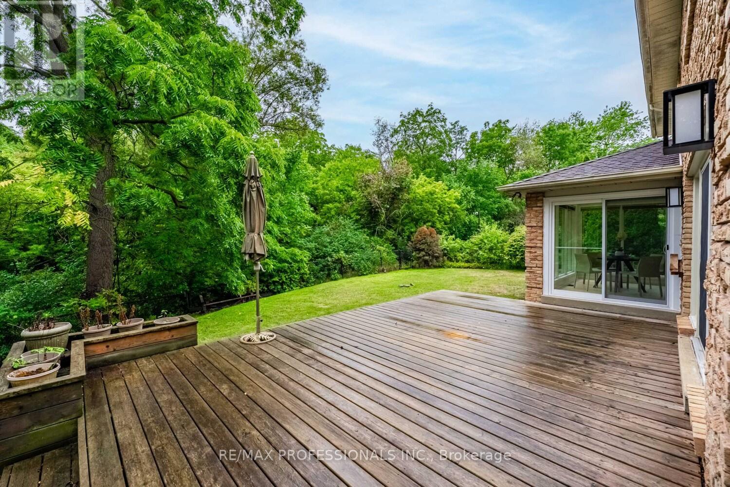 2260 Cedarberry Court, Oakville (Fd Ford), Ontario  L6J 6E5 - Photo 42 - W12380927