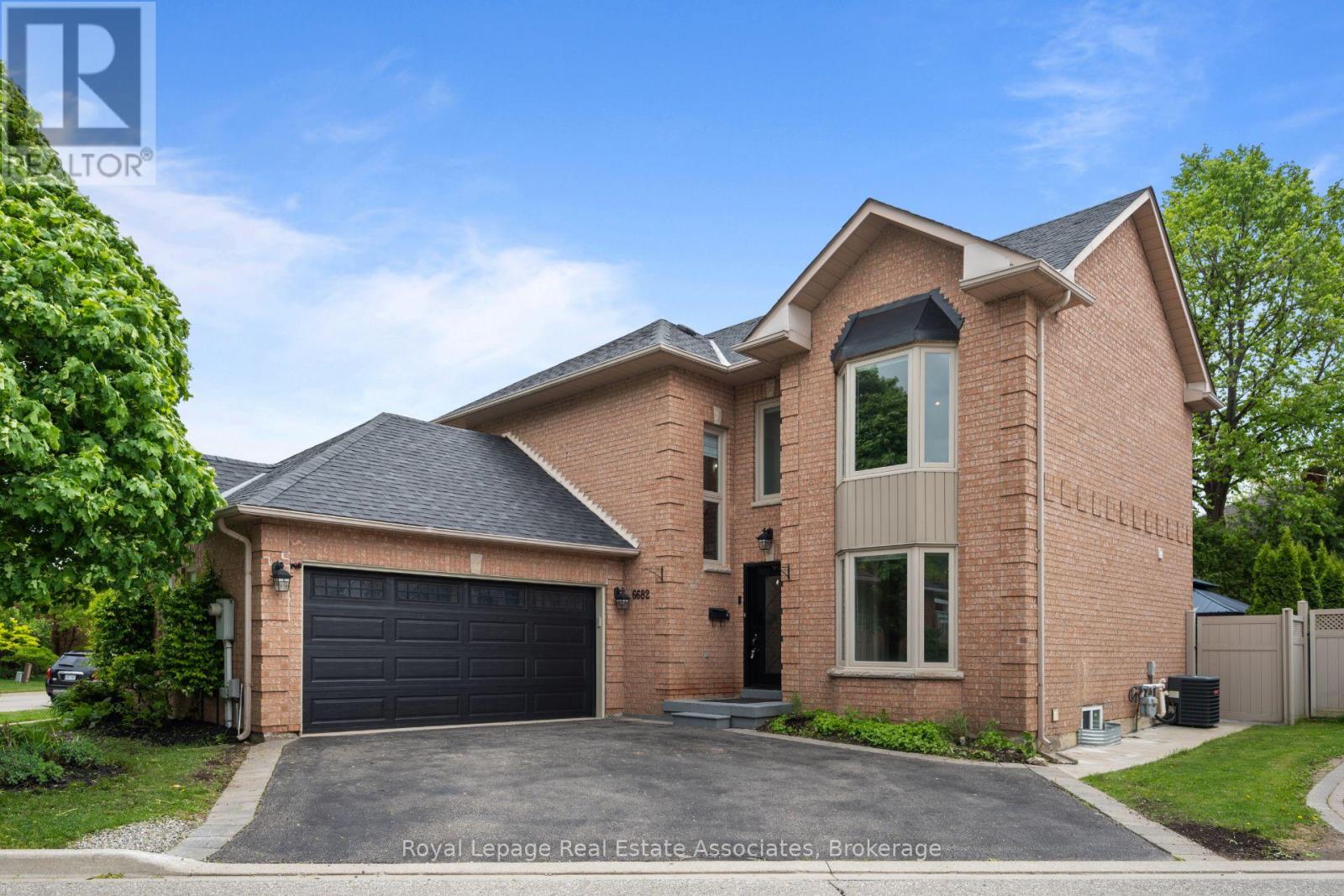 6682 Snow Goose Lanes Lane, Mississauga (Lisgar), Ontario  L5N 5H8 - Photo 2 - W12380944