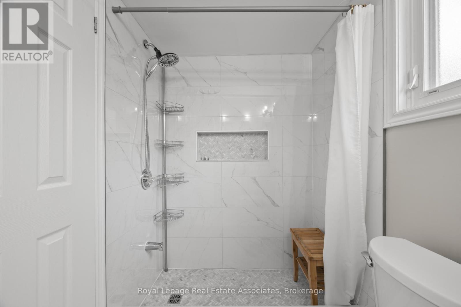 6682 Snow Goose Lanes Lane, Mississauga (Lisgar), Ontario  L5N 5H8 - Photo 22 - W12380944