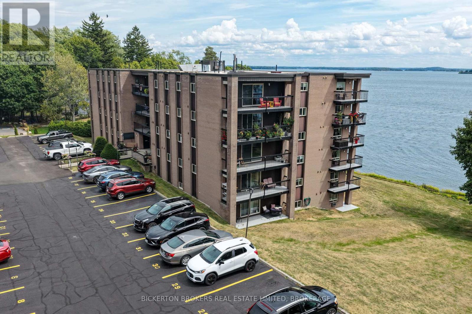 301 - 610 WILLIAM STREET S, Gananoque, Ontario