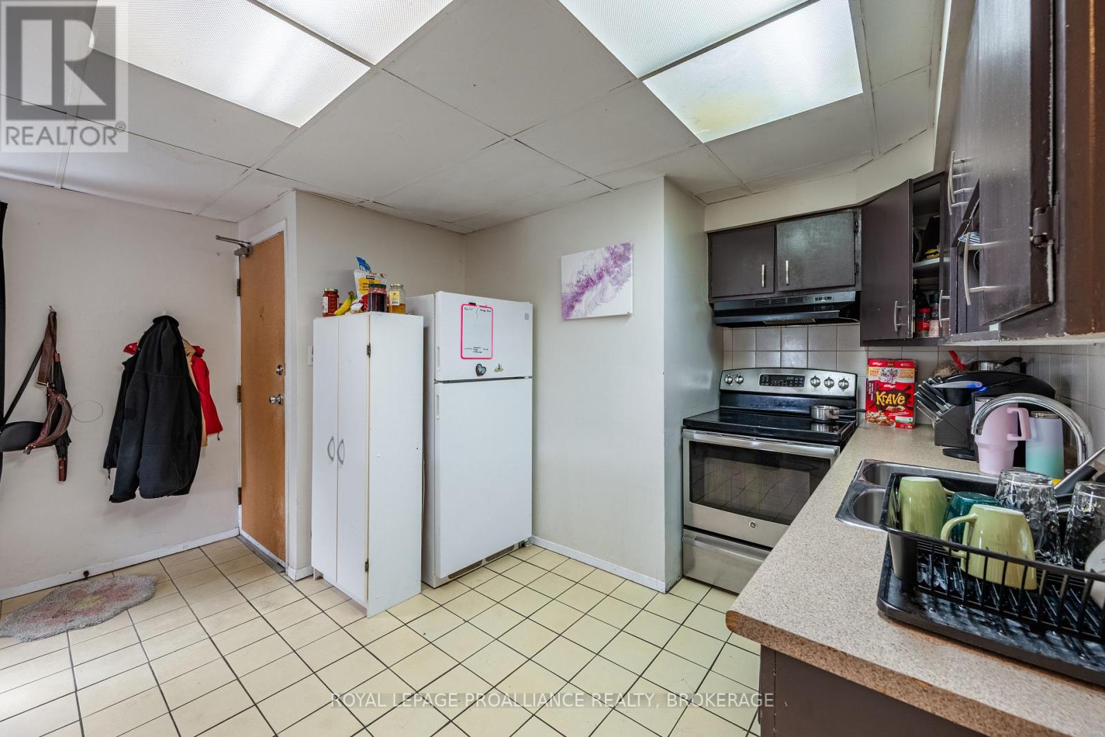 271-273 Rideau Street, Kingston, Ontario  K7K 3A7 - Photo 27 - X12381135