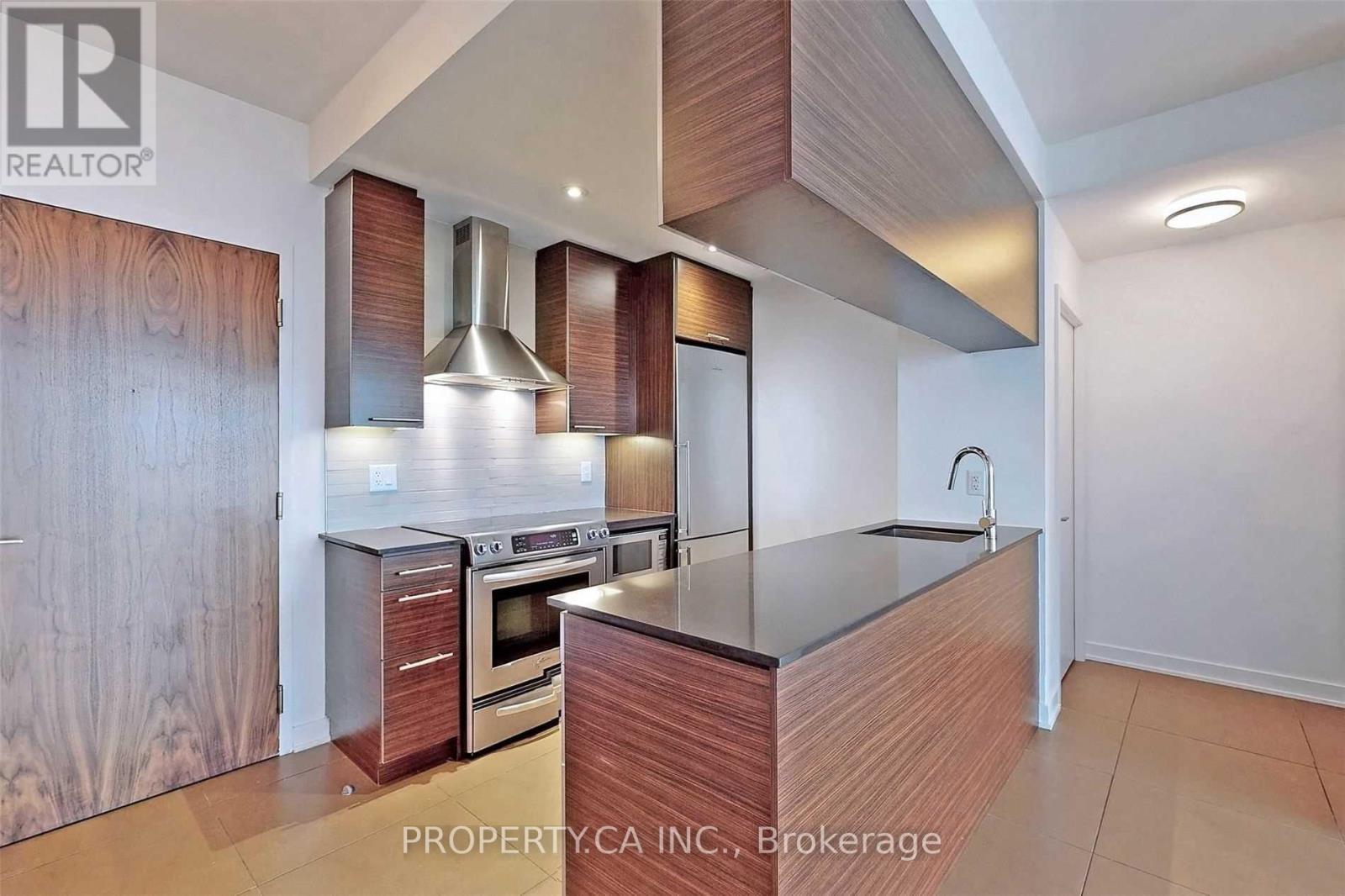 1408 - 1 Market Street, Toronto, Ontario  M5E 0A2 - Photo 3 - C12380968