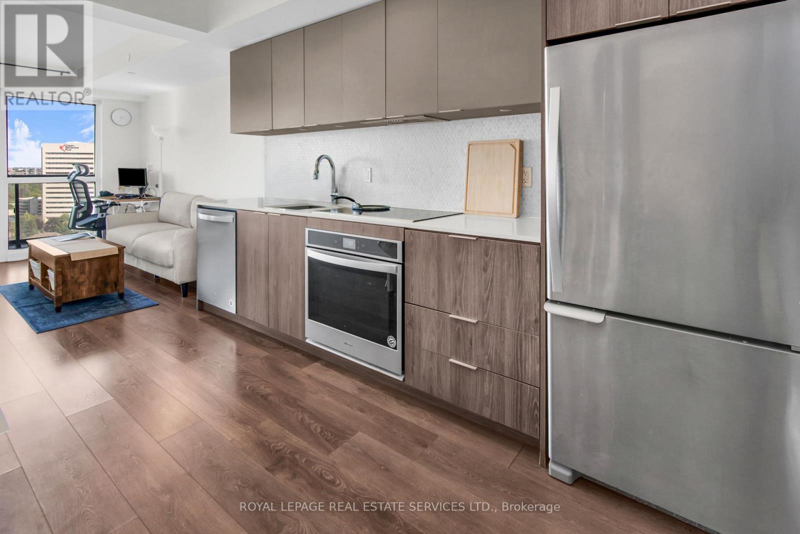 1405 - 2 Sonic Way, Toronto, Ontario  M3C 0P2 - Photo 12 - C12381027