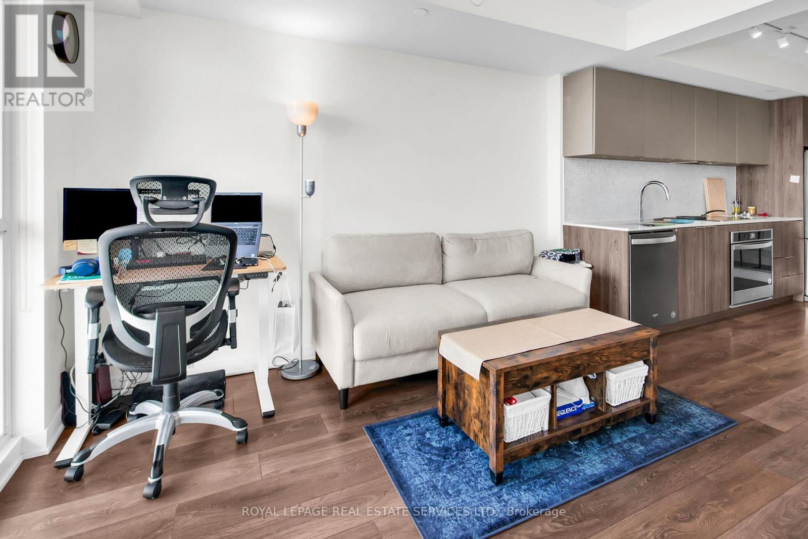 1405 - 2 Sonic Way, Toronto, Ontario  M3C 0P2 - Photo 19 - C12381027
