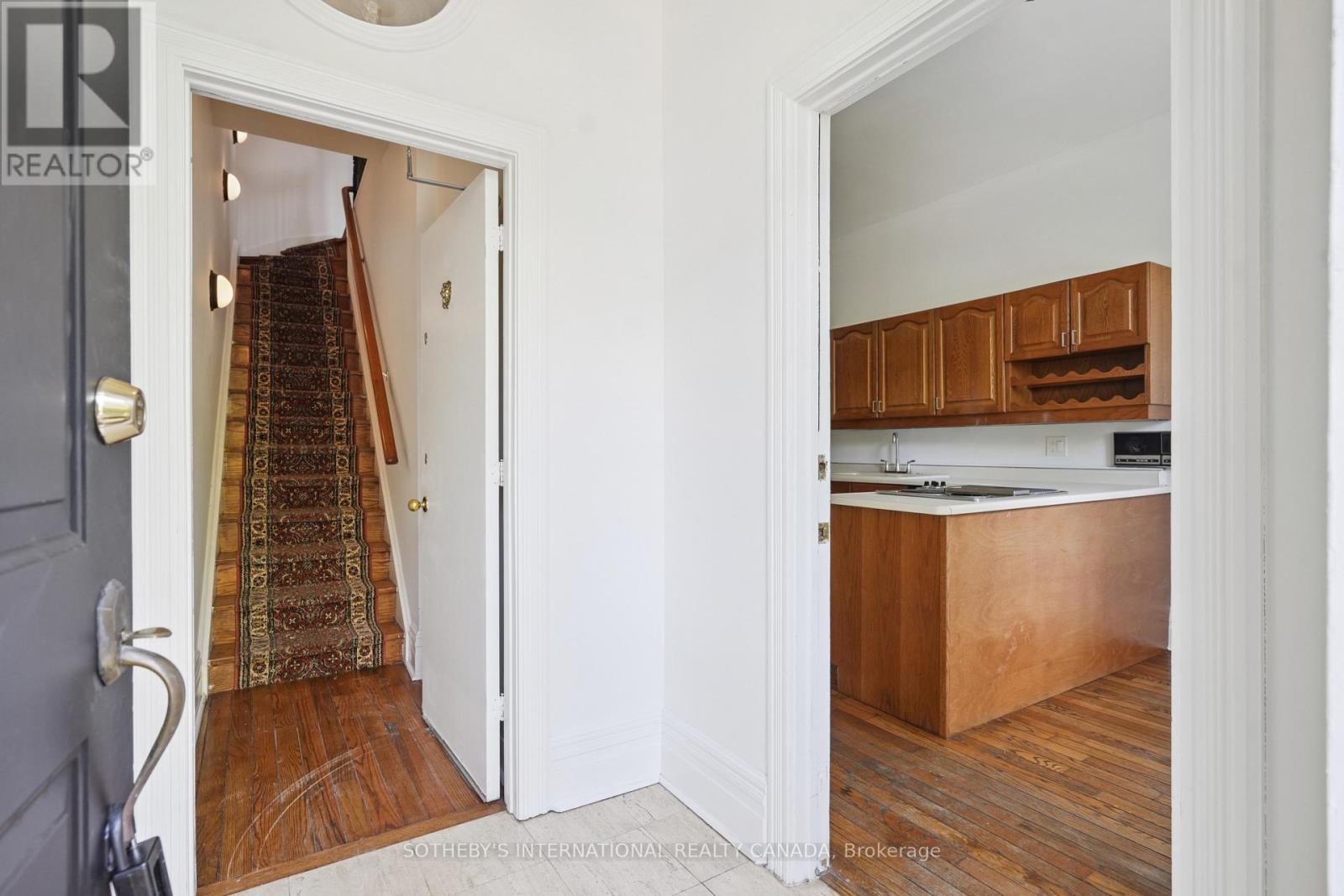 Property at 425A SACKVILLE STREET image 3