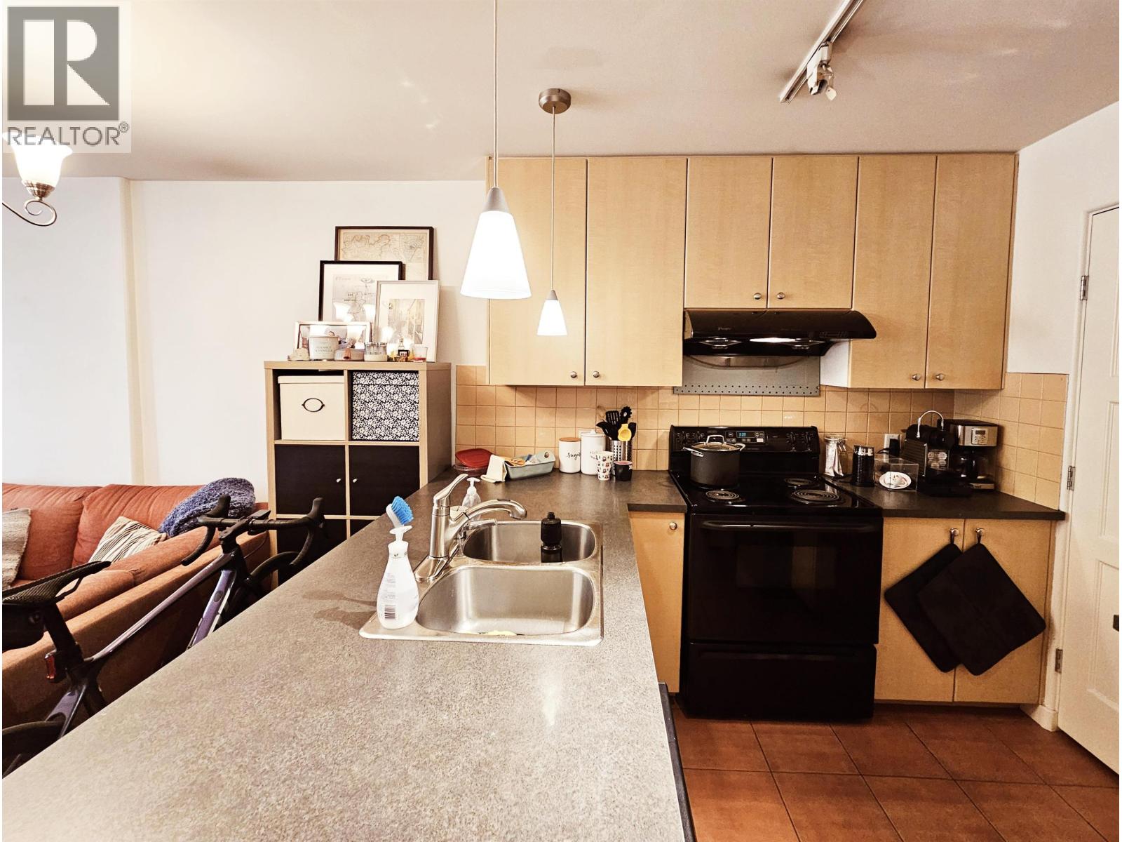 511 819 Hamilton Street, Vancouver, British Columbia  V6B 6M2 - Photo 9 - R3015522