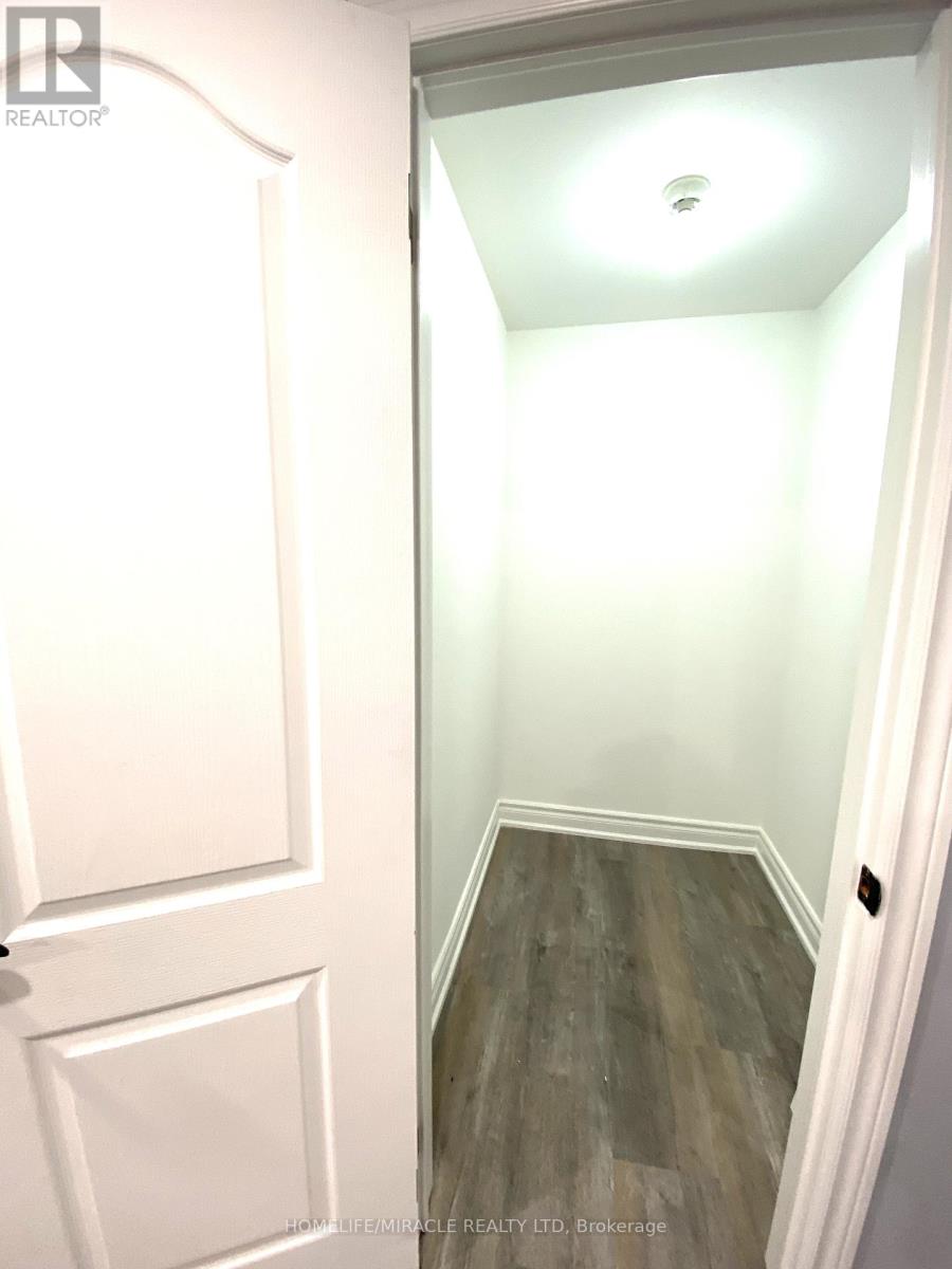 11 Berkshire Court, Whitby, Ontario  L1R 2S4 - Photo 17 - E12380973