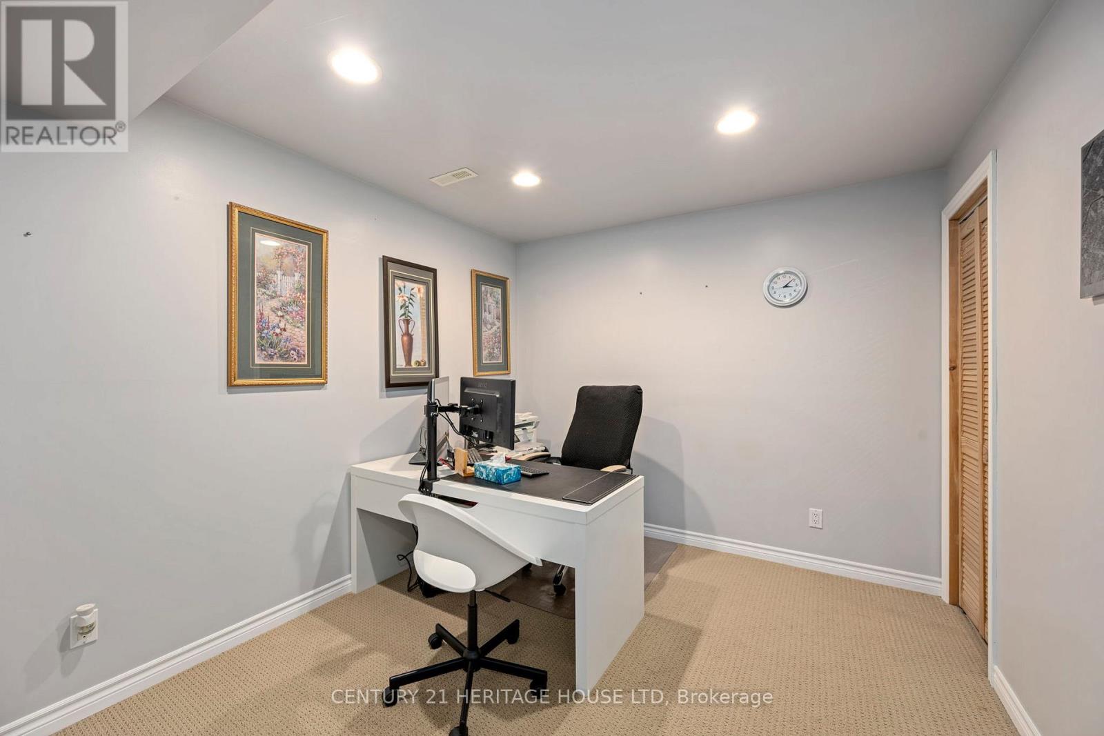 2720 Catherine Street, Thames Centre, Ontario  N0L 1G4 - Photo 24 - X12381177