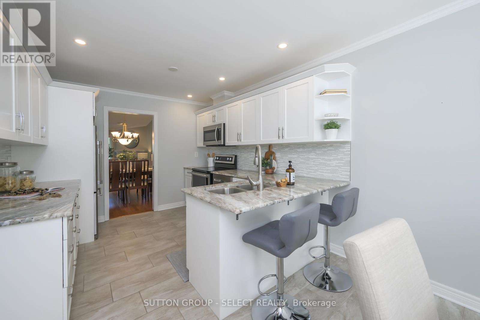 Property at 4 - 505 CRANBROOK ROAD image 3