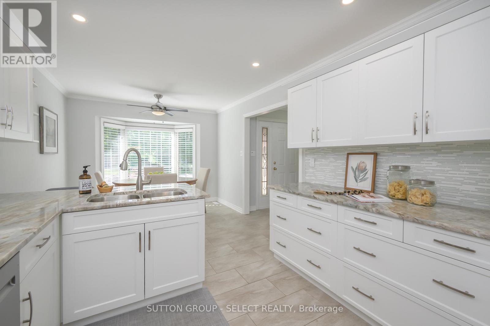 Property at 4 - 505 CRANBROOK ROAD image 5
