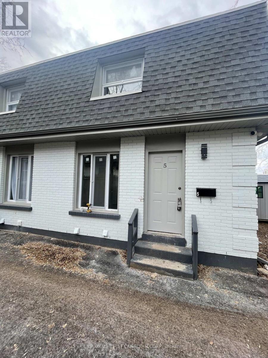 292 Simcoe Street, London East, Ontario  N6B 1J5 - Photo 24 - X12381222