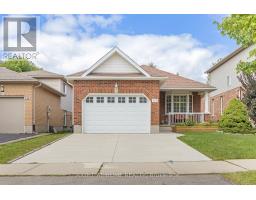 212 HOLBEACH CRESCENT