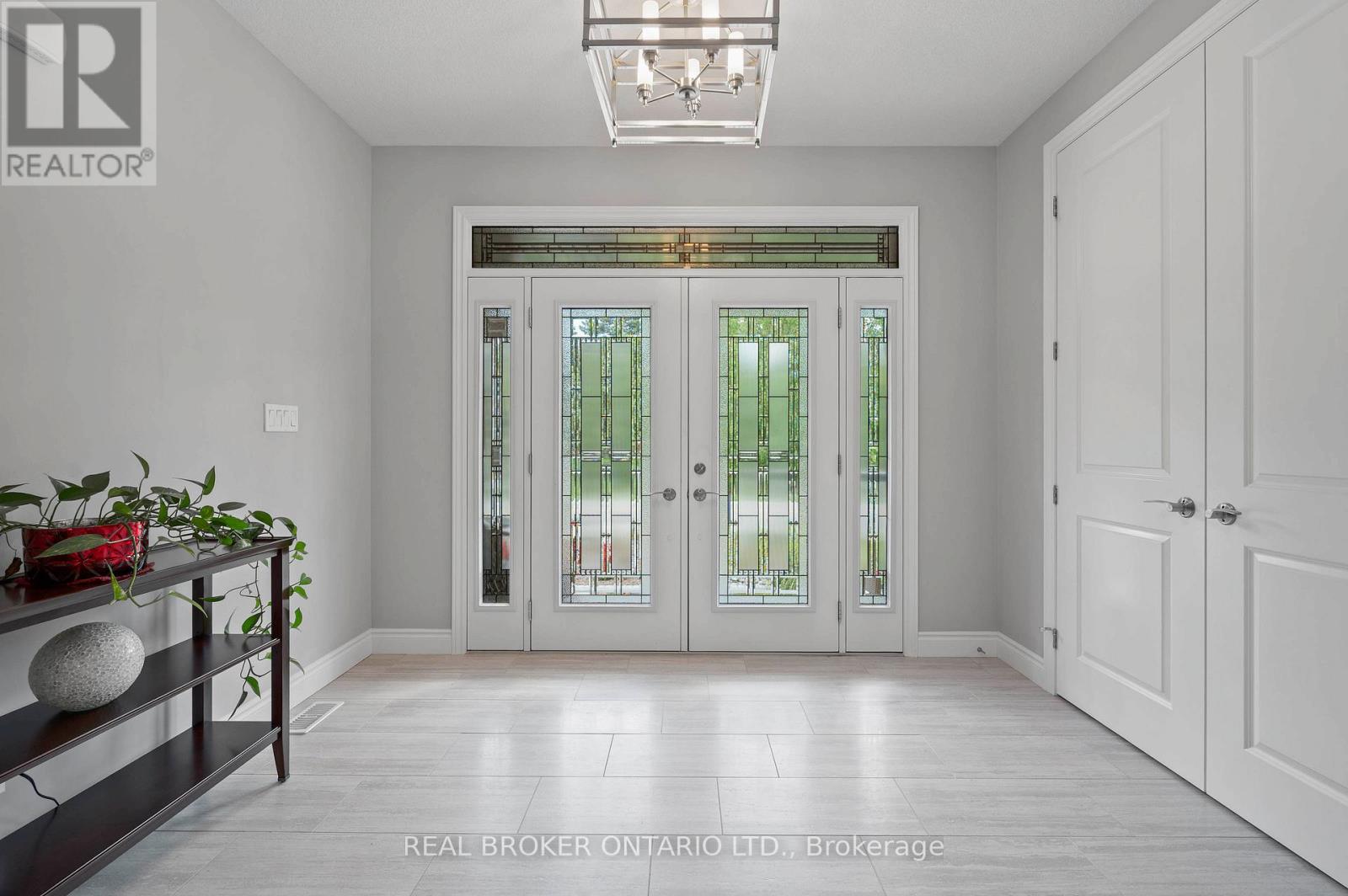 Property at 70 PIONEER TOWER ROAD image 4