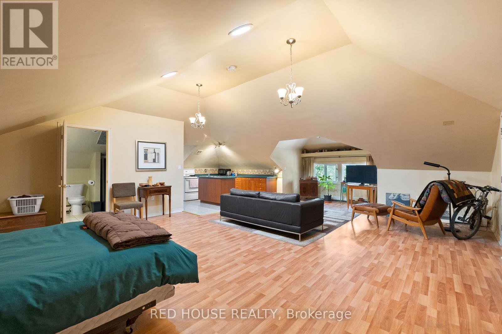 55 Balsam Avenue S, Hamilton (Stipley), Ontario  L8M 3A9 - Photo 45 - X12380922