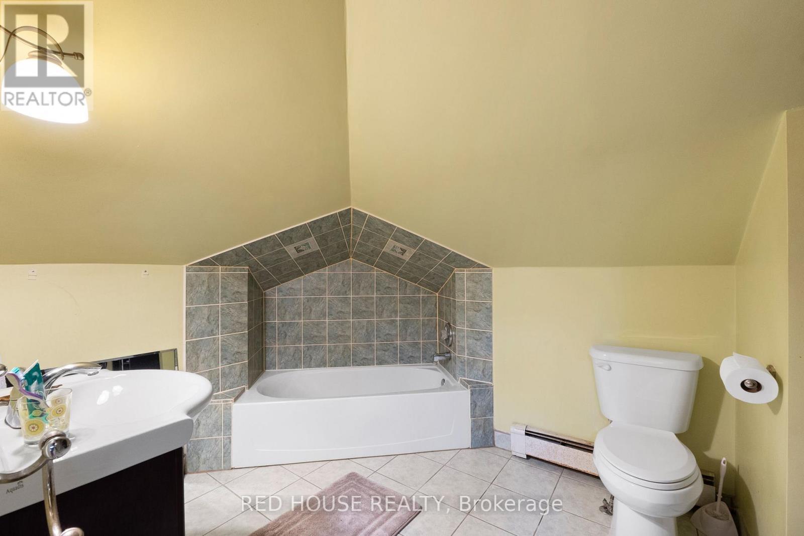 55 Balsam Avenue S, Hamilton (Stipley), Ontario  L8M 3A9 - Photo 46 - X12380922