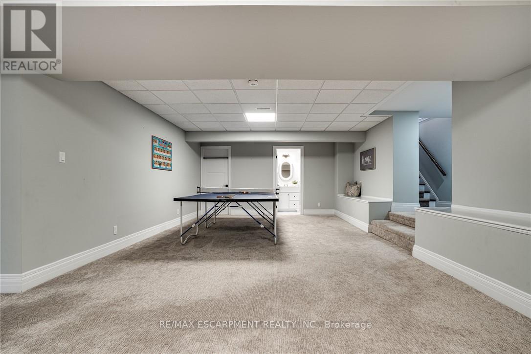 14 Sullivan's Lane, Hamilton (Dundas), Ontario  L9H 5N7 - Photo 33 - X12380935