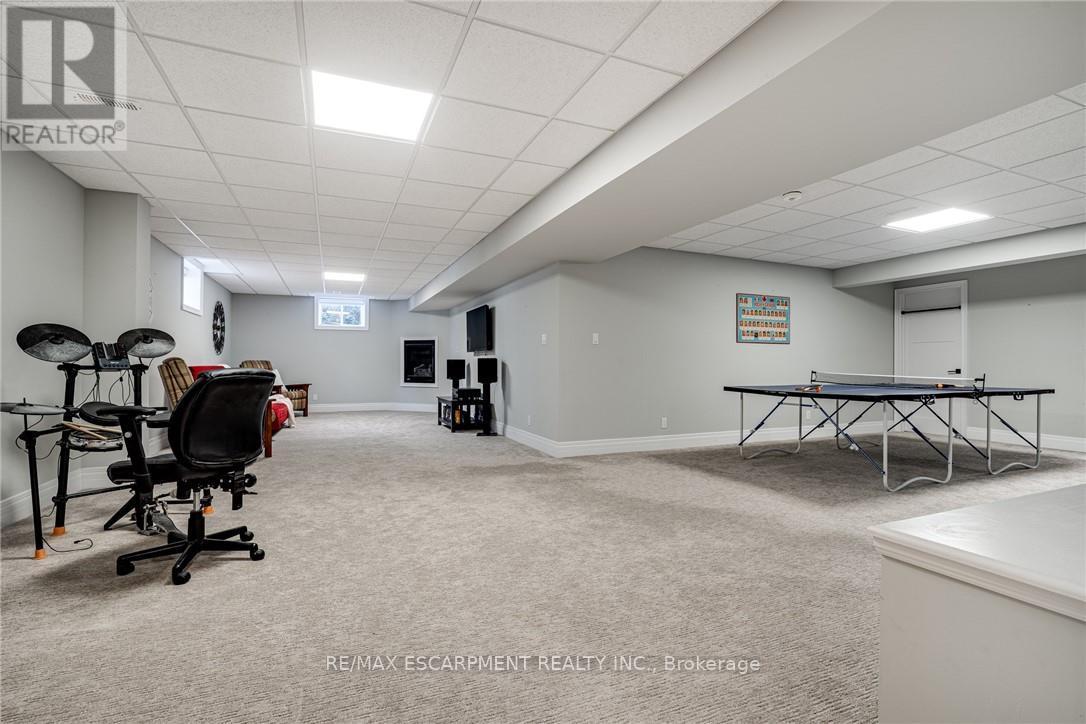 14 Sullivan's Lane, Hamilton (Dundas), Ontario  L9H 5N7 - Photo 34 - X12380935