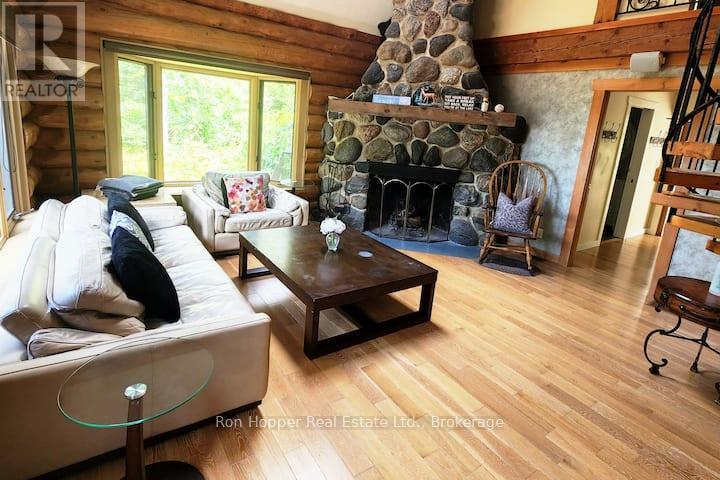 31 Richardson Road, Kincardine, Ontario  N0H 2C5 - Photo 10 - X12381228