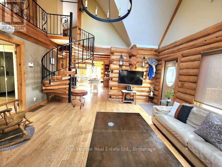 31 Richardson Road, Kincardine, Ontario  N0H 2C5 - Photo 12 - X12381228
