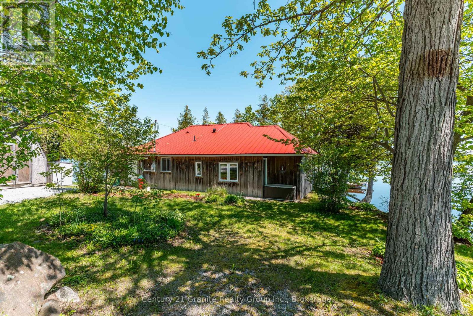 359 Avery Point Road, Kawartha Lakes, Ontario  L0K 1W0 - Photo 3 - X12381236