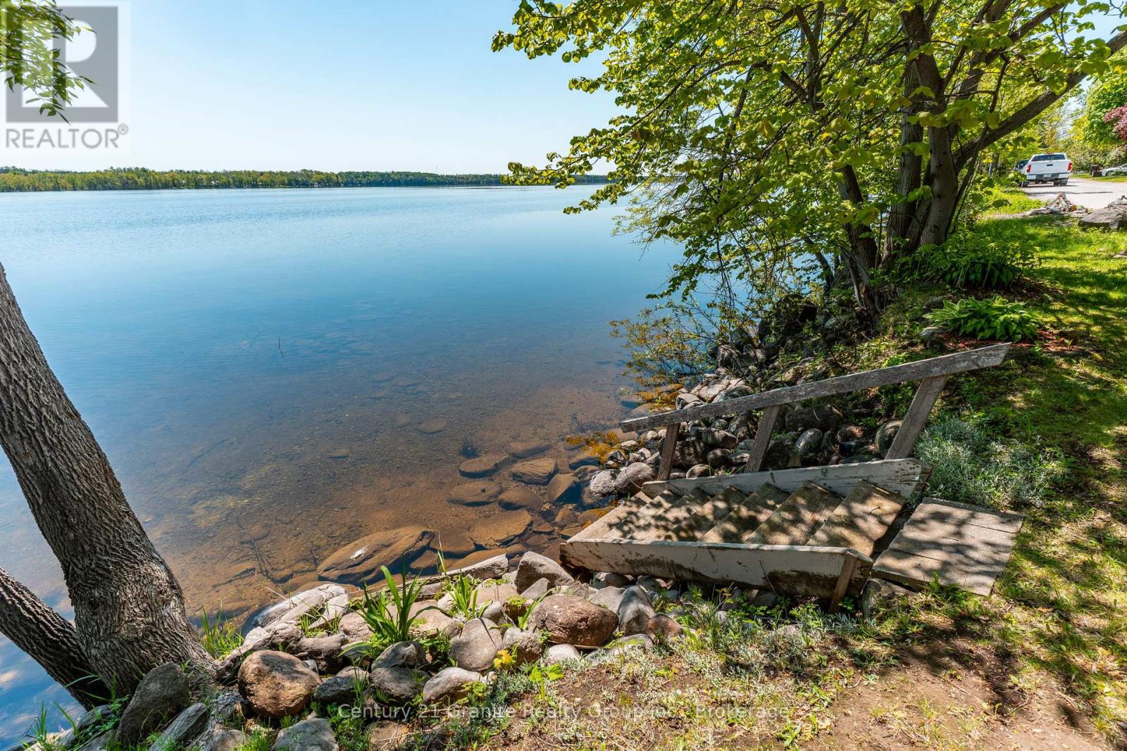359 Avery Point Road, Kawartha Lakes, Ontario  L0K 1W0 - Photo 38 - X12381236
