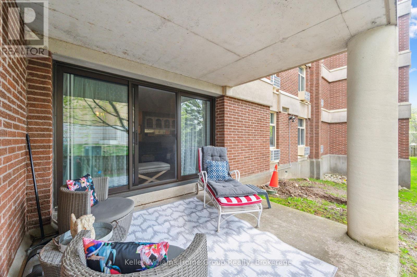 105 - 8 Christopher Court, Guelph, Ontario  N1G 4N7 - Photo 29 - X12381266