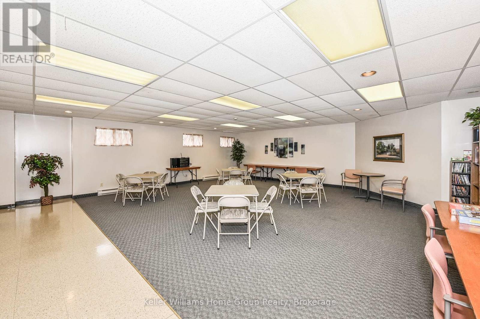 105 - 8 Christopher Court, Guelph, Ontario  N1G 4N7 - Photo 37 - X12381266