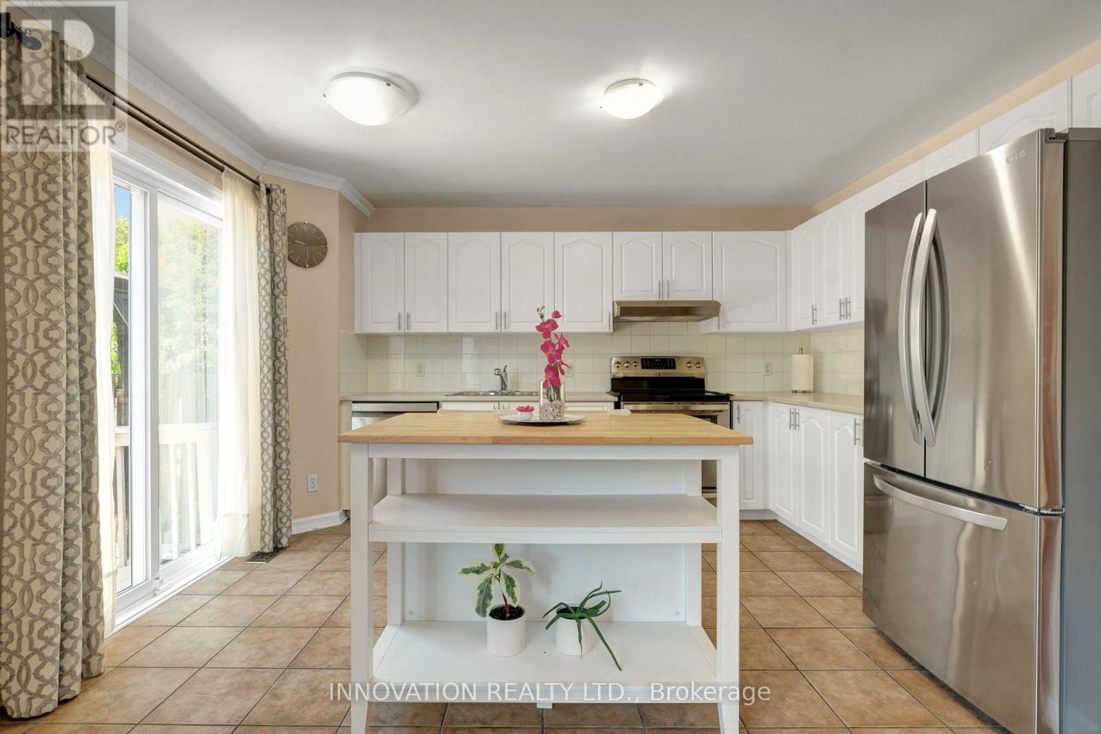 36 Mersey Drive, Ottawa, Ontario  K2K 3A7 - Photo 15 - X12381110