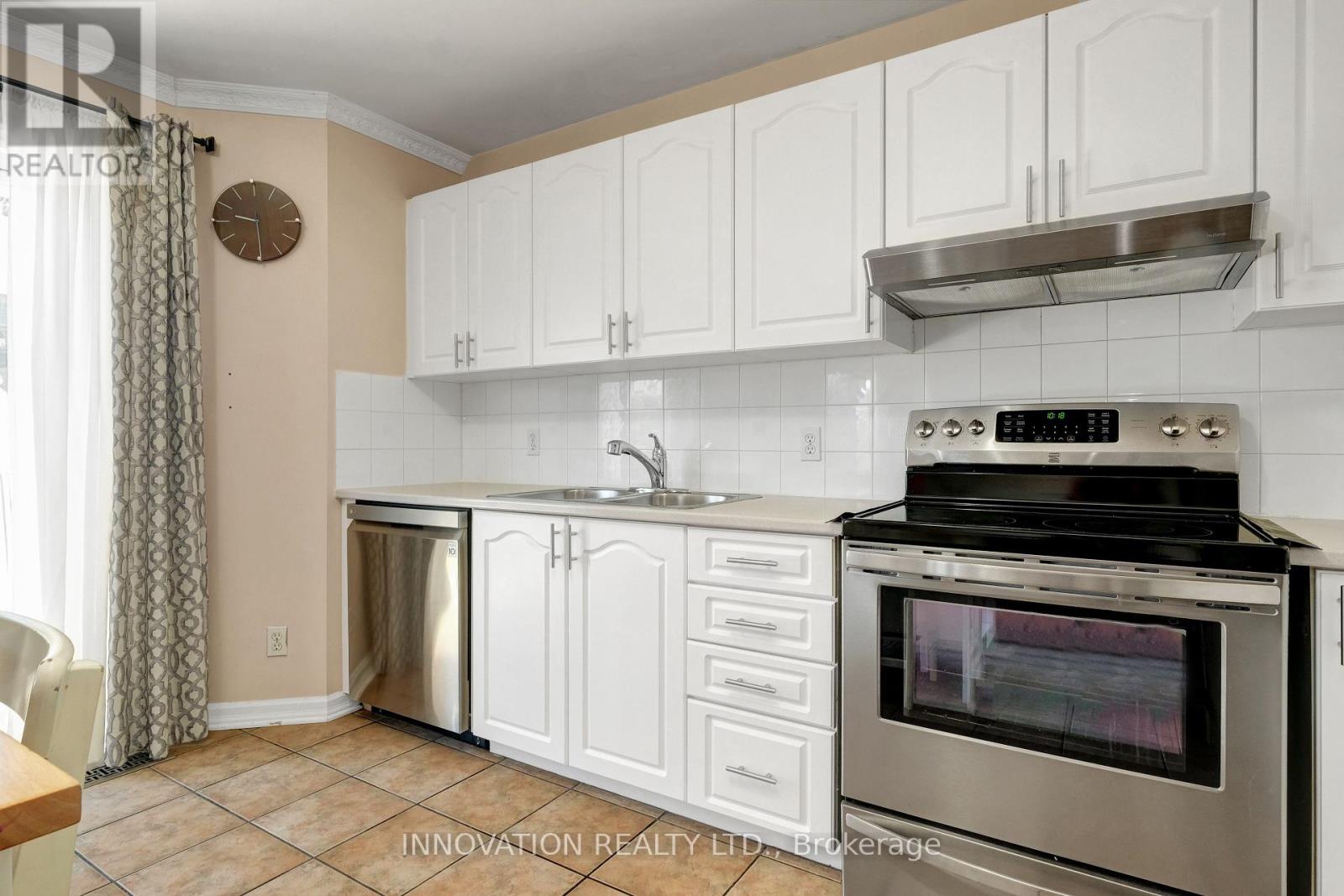 36 Mersey Drive, Ottawa, Ontario  K2K 3A7 - Photo 17 - X12381110