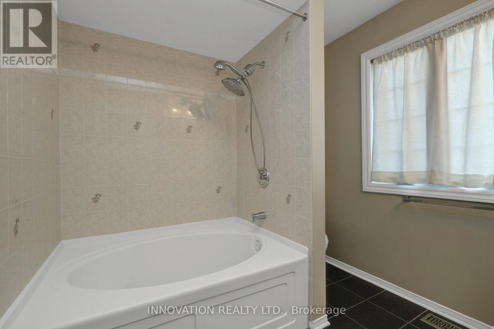 36 Mersey Drive, Ottawa, Ontario  K2K 3A7 - Photo 31 - X12381110
