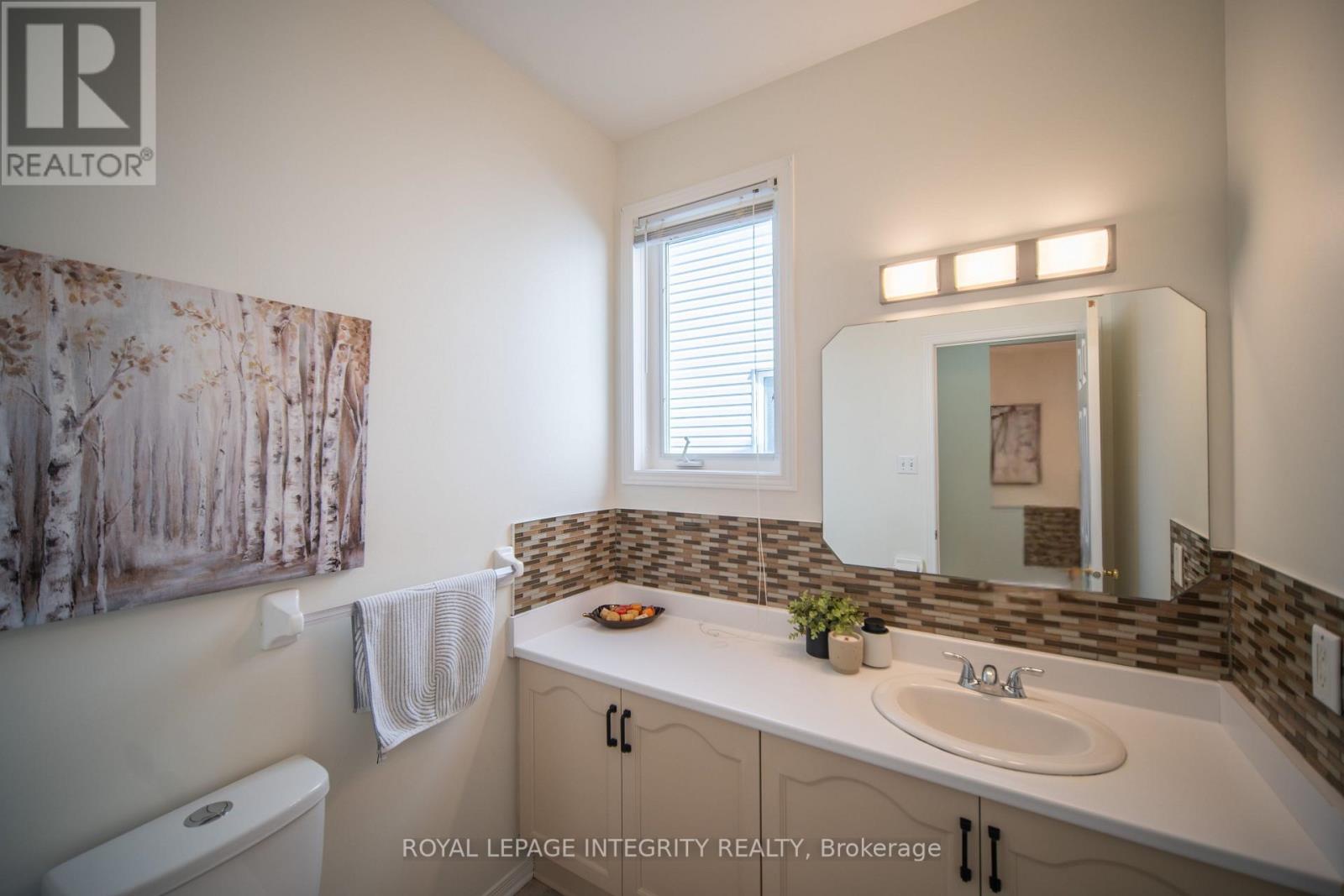 632 Valin Street, Ottawa, Ontario  K4A 3S9 - Photo 19 - X12381219