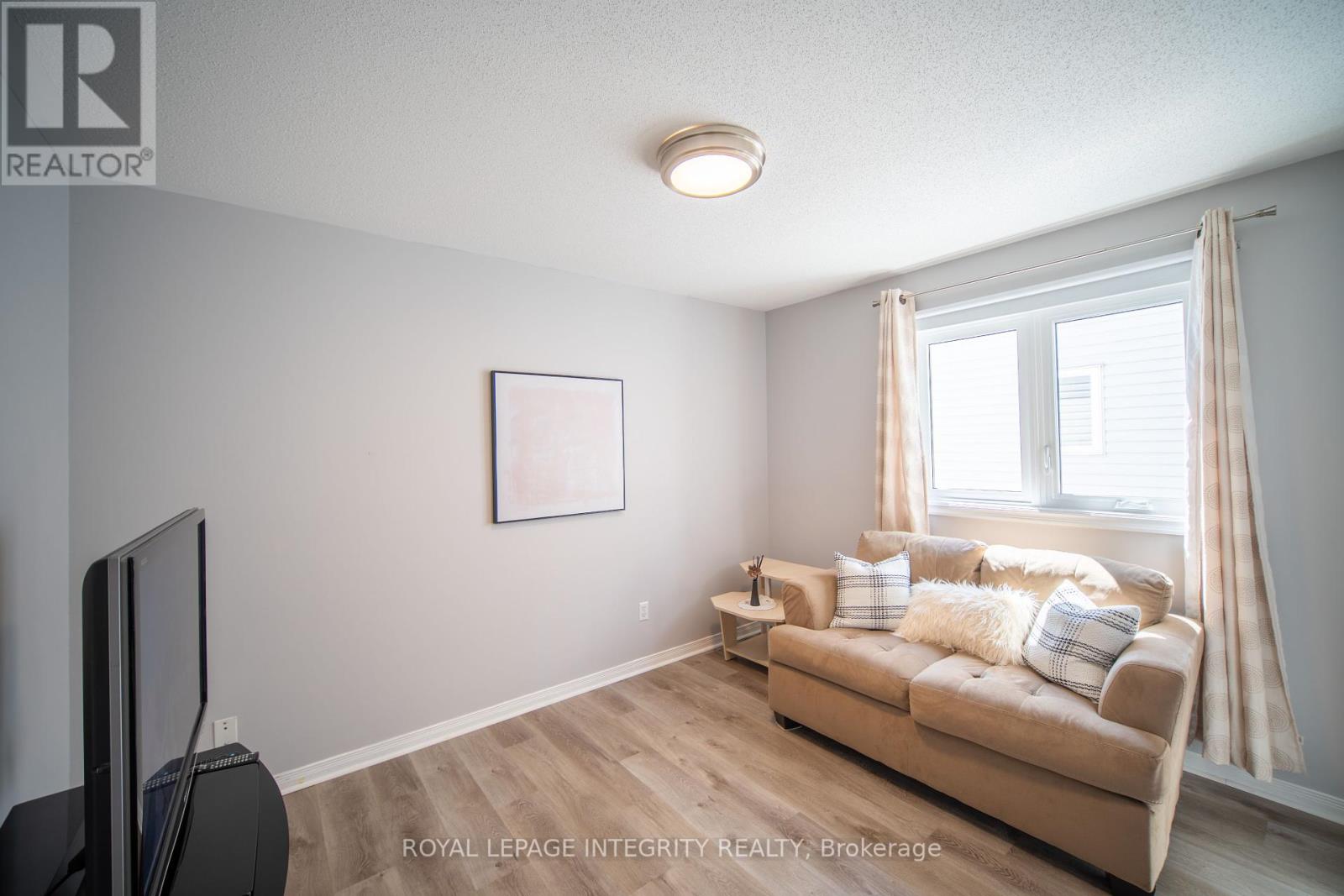 632 Valin Street, Ottawa, Ontario  K4A 3S9 - Photo 30 - X12381219