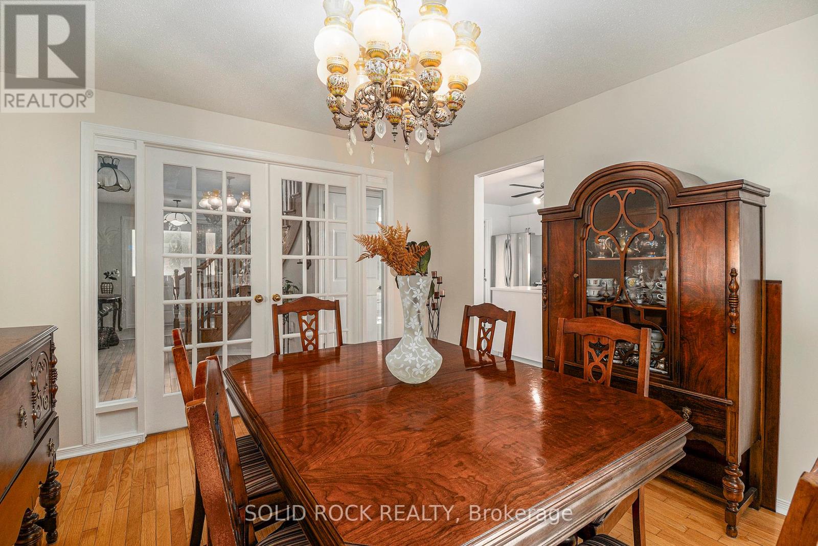 1674 Sansonnet Street S, Ottawa, Ontario  K1C 5Y6 - Photo 18 - X12381277