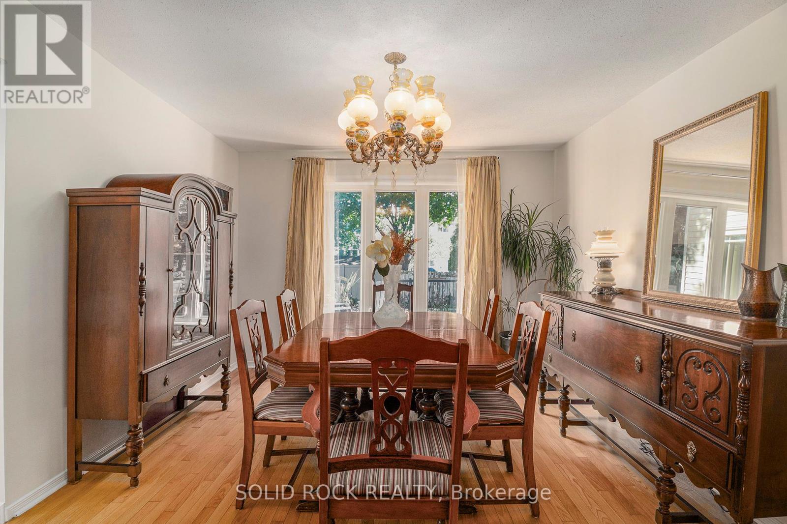 1674 Sansonnet Street S, Ottawa, Ontario  K1C 5Y6 - Photo 19 - X12381277