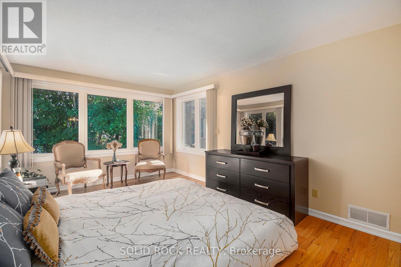 1674 Sansonnet Street S, Ottawa, Ontario  K1C 5Y6 - Photo 26 - X12381277