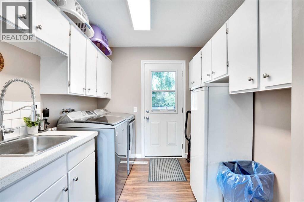 210 2 Avenue, Linden, Alberta  T0M 1J0 - Photo 12 - A2254108
