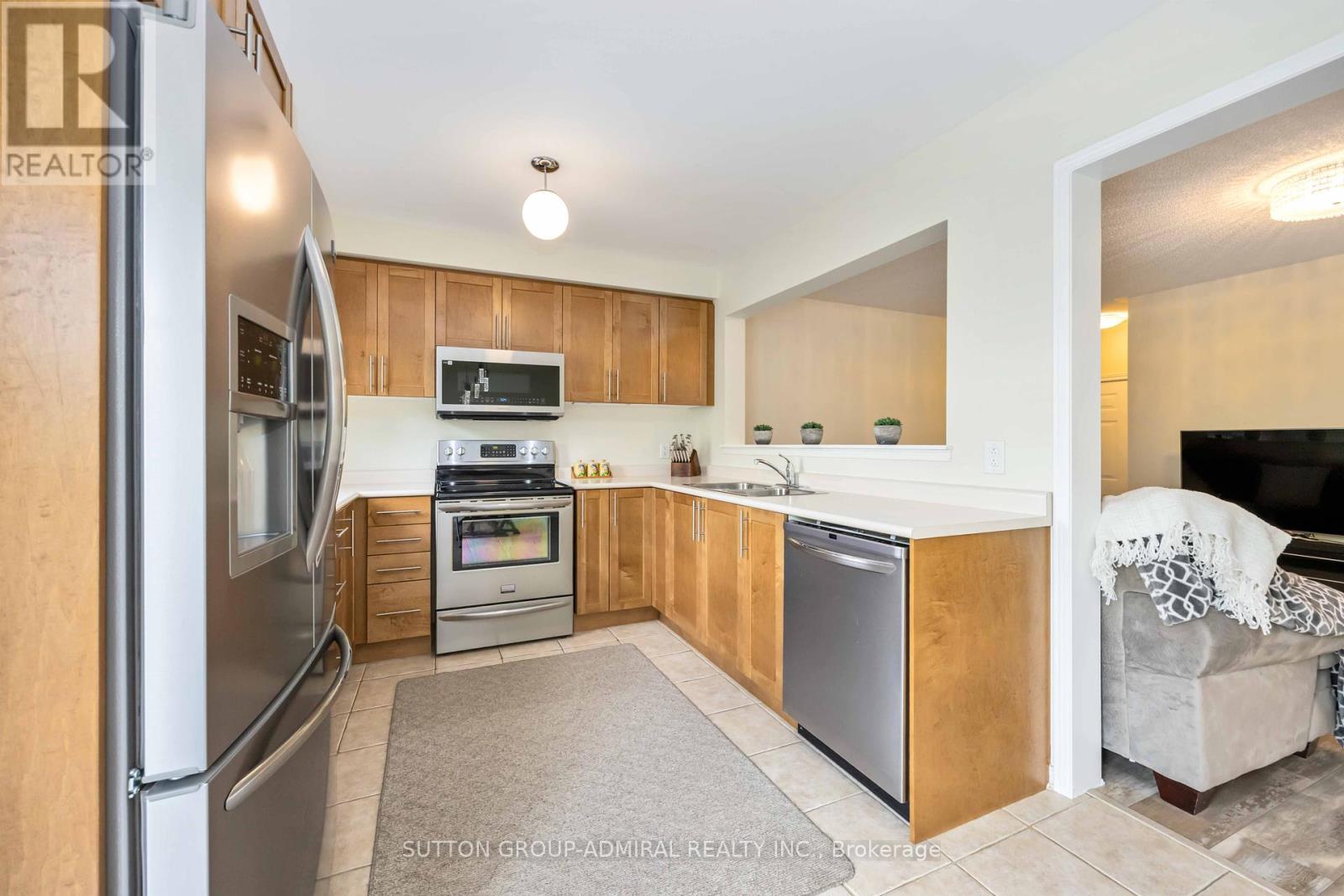 135 Armstrong Crescent, Bradford West Gwillimbury, Ontario  L3Z 0L3 - Photo 17 - N12380974