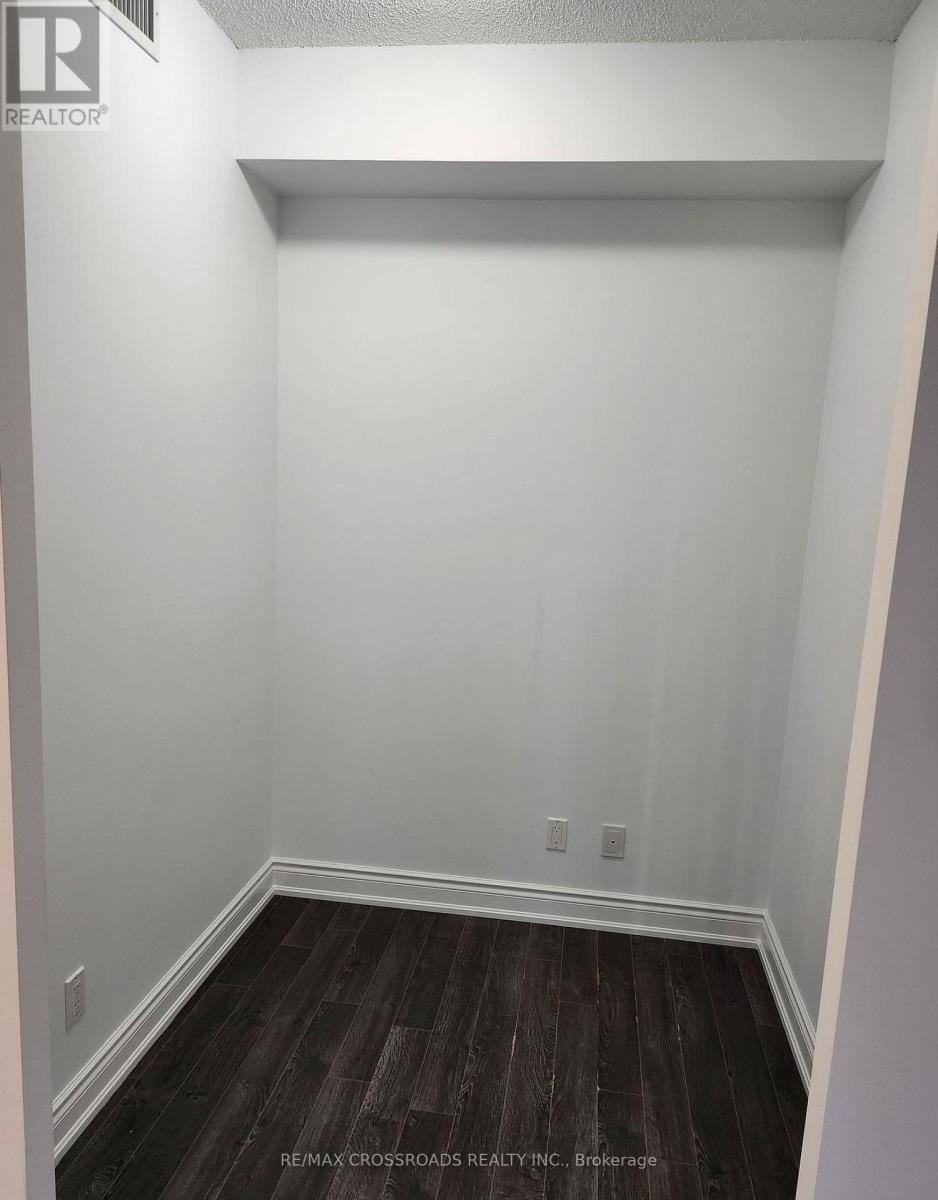 502 - 38 Cedarland Drive, Markham, Ontario  L6G 1C7 - Photo 5 - N12381028