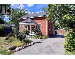 86 Henry Street, Barrie (Queen'S Park), Ca