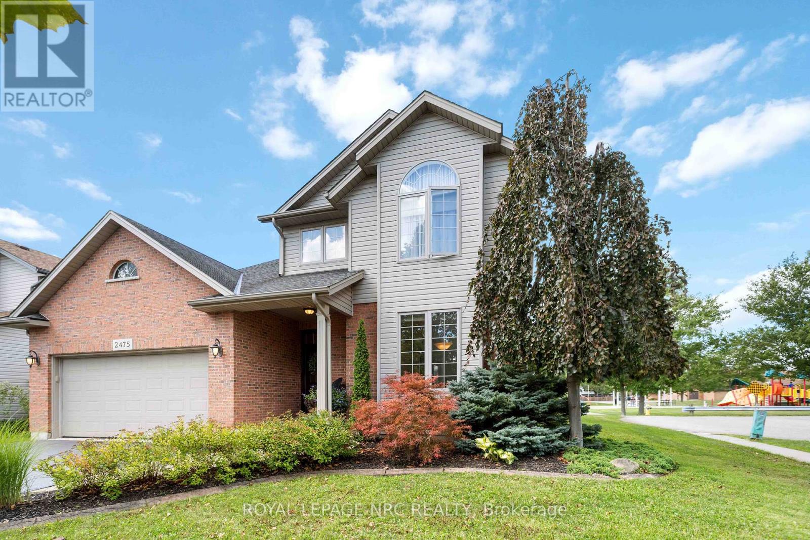 2475 Diane Street, Fort Erie, Ontario  L0S 1S0 - Photo 2 - X12381233
