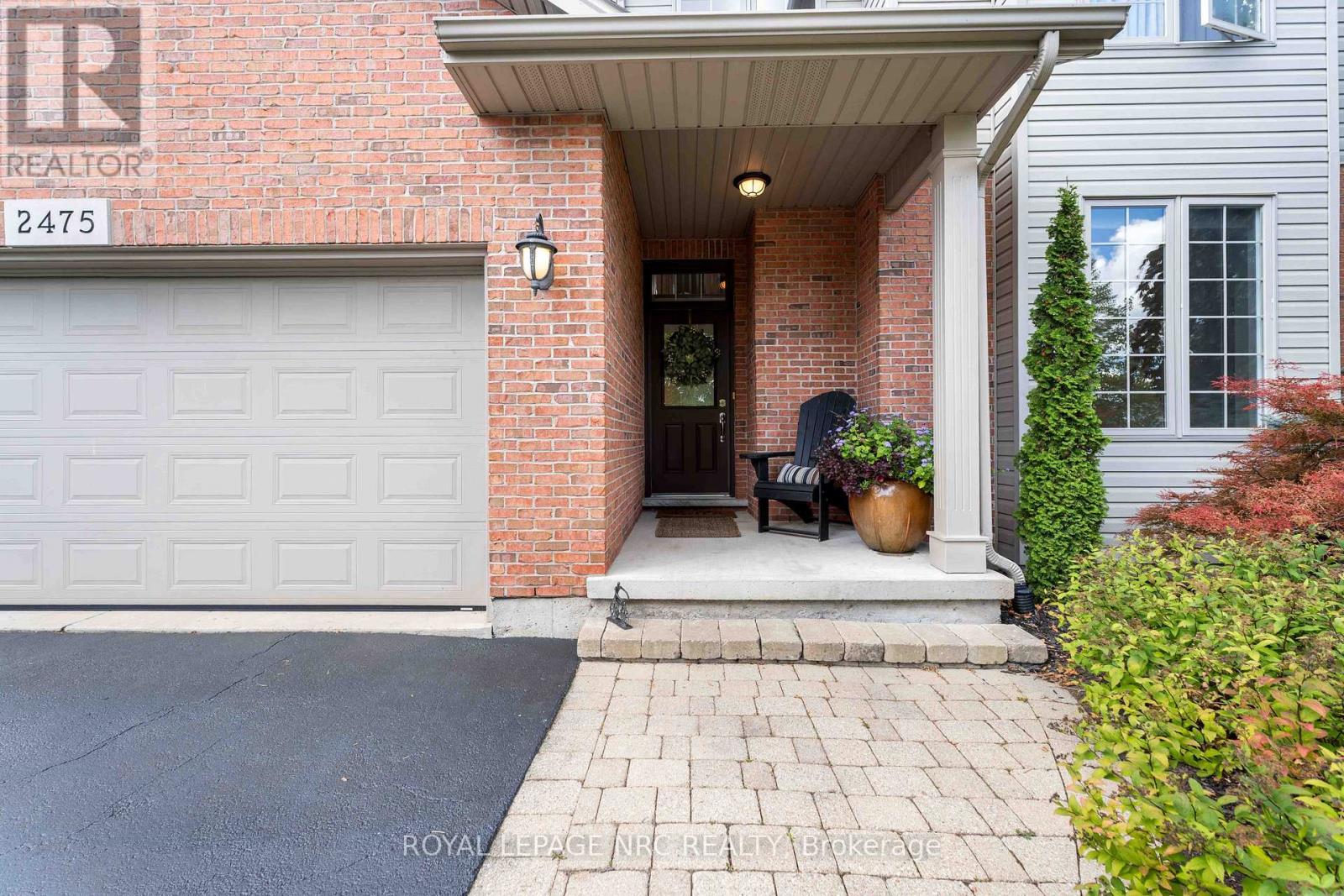2475 Diane Street, Fort Erie, Ontario  L0S 1S0 - Photo 3 - X12381233