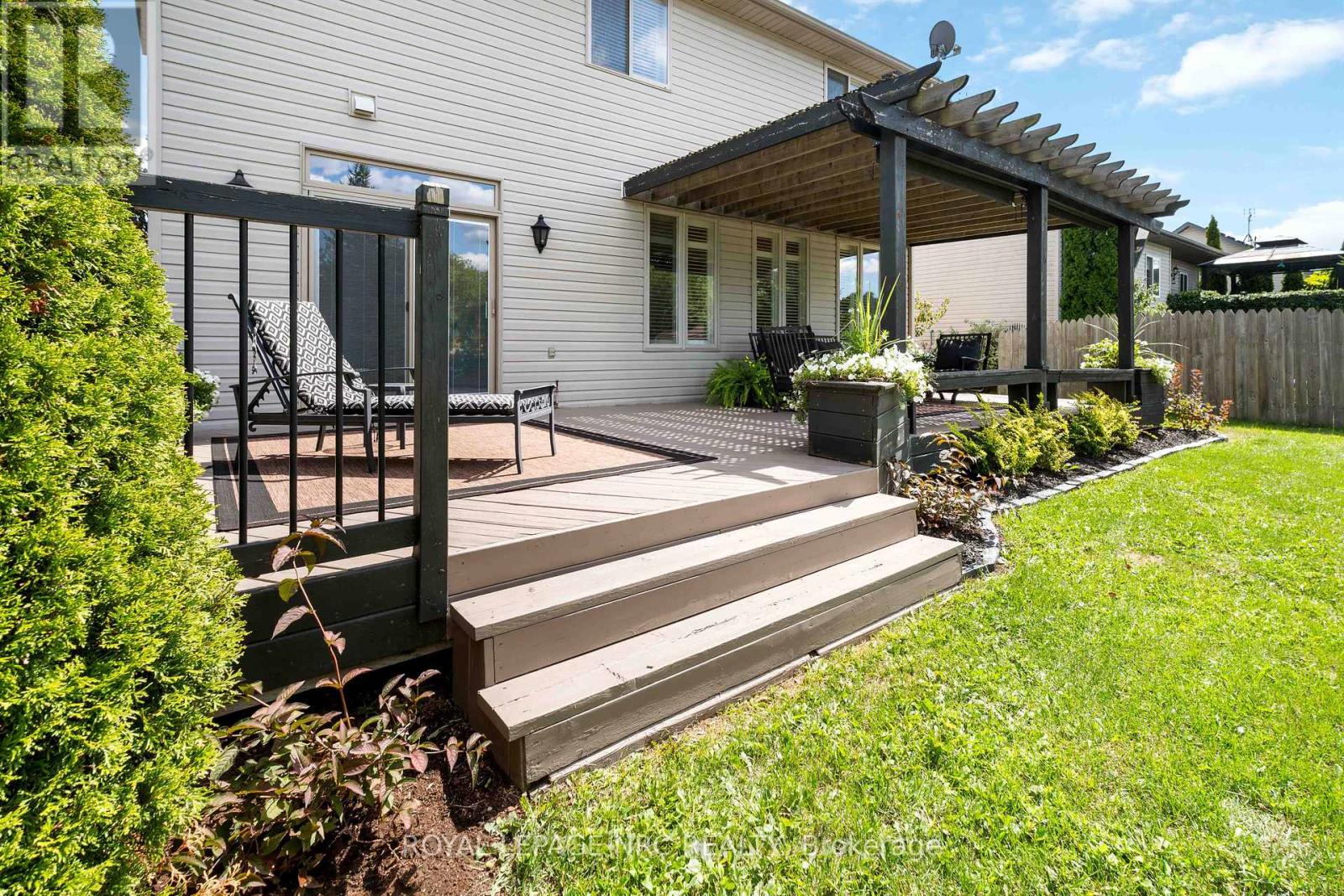2475 Diane Street, Fort Erie, Ontario  L0S 1S0 - Photo 40 - X12381233