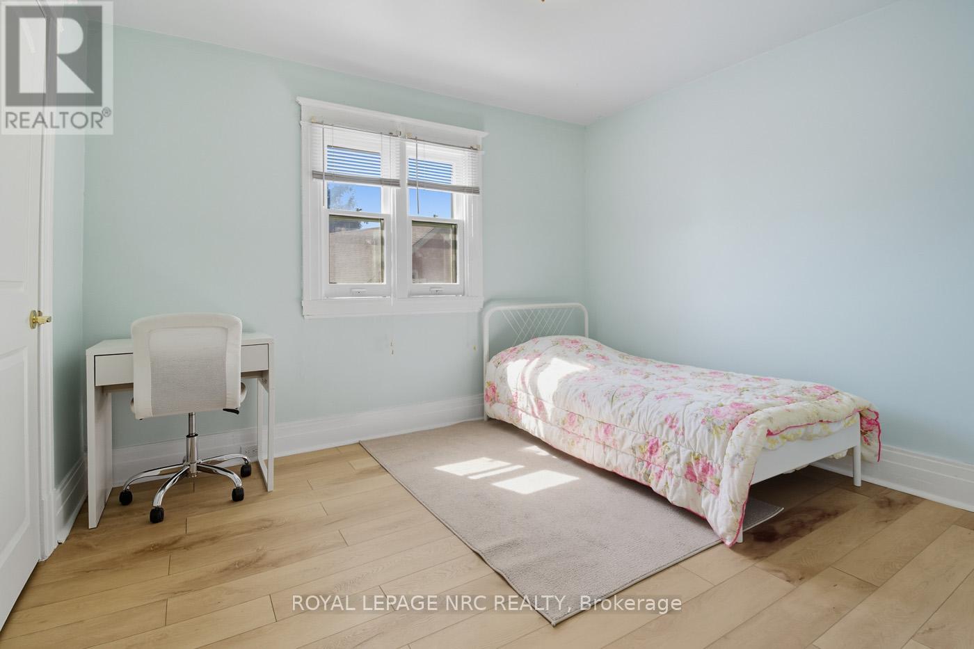 105 Lake Street, St. Catharines (Downtown), Ontario  L2R 5X7 - Photo 23 - X12381249