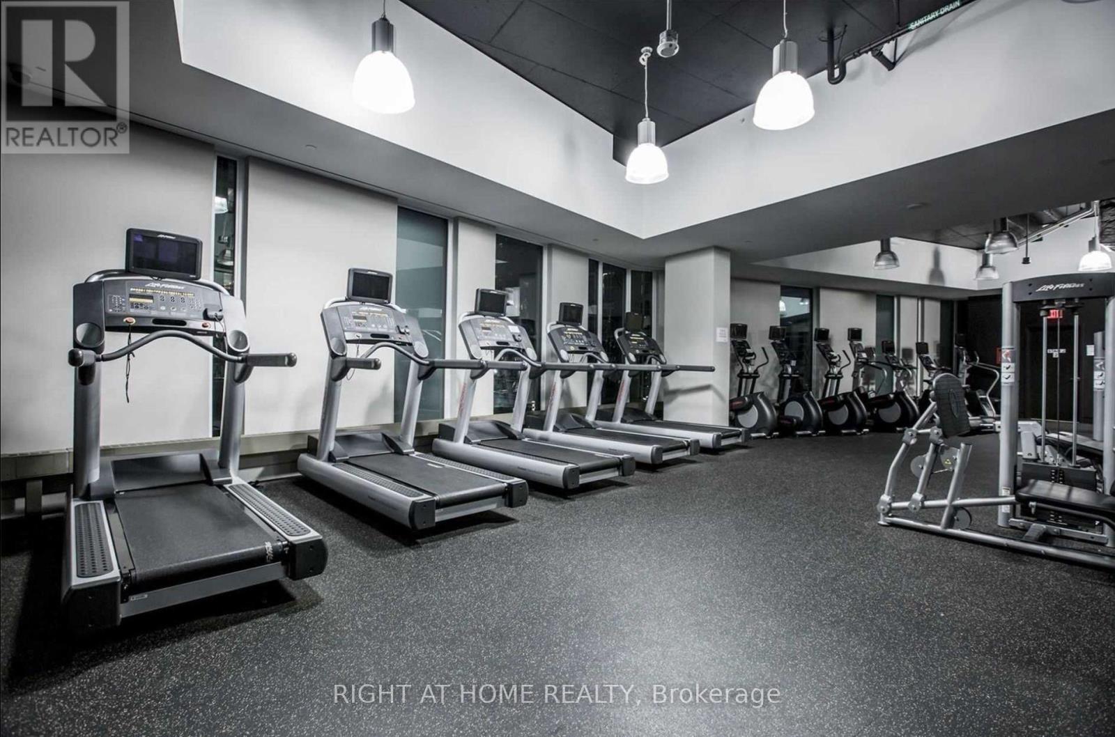 1506 - 85 Queens Wharf Road, Toronto, Ontario  M5V 0J9 - Photo 37 - C12365834
