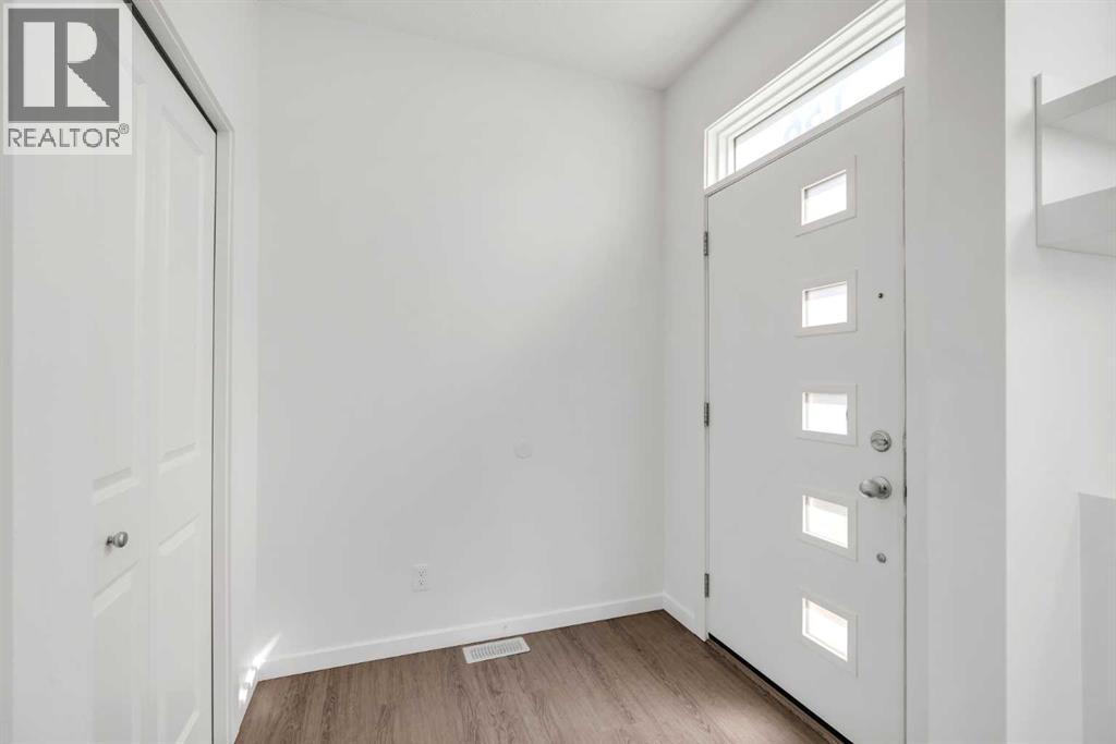 156 Livingston View Ne, Calgary, Alberta  T3P 0Z9 - Photo 5 - A2252607
