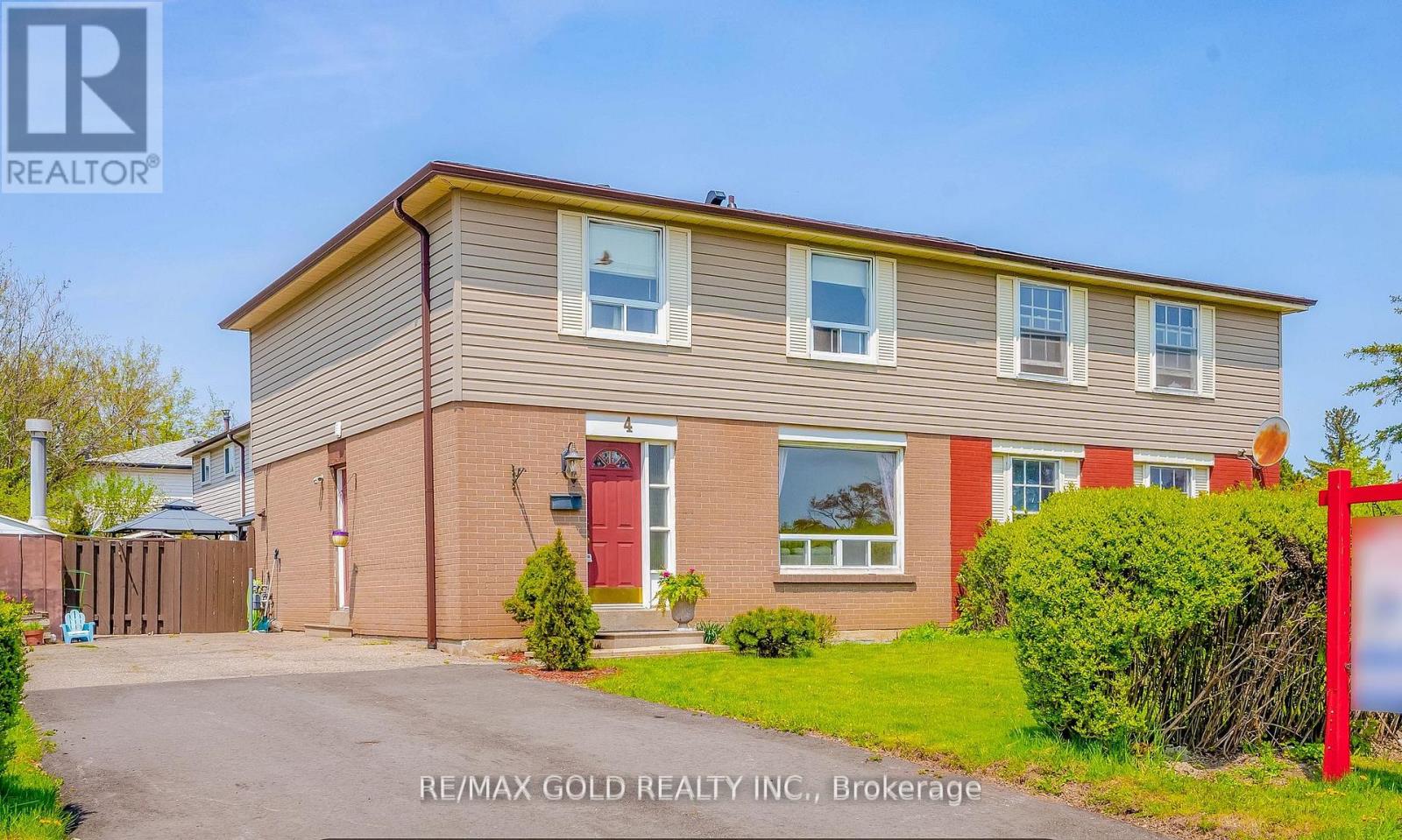 4 Elvina Gate, Brampton (Southgate), Ontario  L6T 2A9 - Photo 2 - W12380988