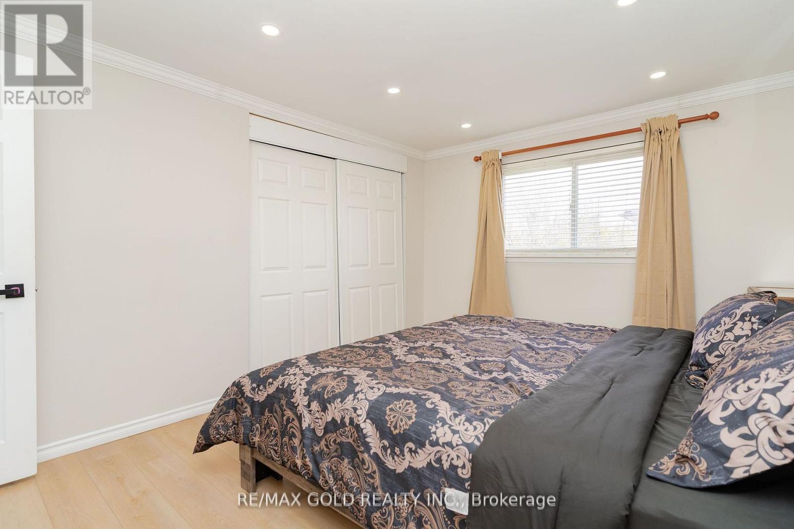4 Elvina Gate, Brampton (Southgate), Ontario  L6T 2A9 - Photo 25 - W12380988